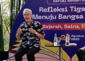 Sejarawan Peter Carey Minta Pemerintah Tinjau Ulang Sistem Pemberian Gelar Pahlawan Nasional - Harianmuria Sejarawan Inggris Peter Carey meminta pemerintah Indonesia meninjau ulang sistem pemberian gelar pahlawan nasional usai kontroversi gelar kepada Soeharto.