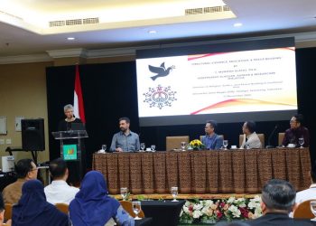 Seminar Internasional Cepaso di Salatiga menegaskan agama sebagai kunci membangun perdamaian global.