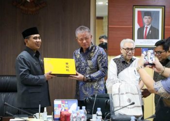 Perusahaan Wanxinda Group asal Tiongkok siap investasi Rp1 triliun di Kawasan Industri Terpadu Batang (KITB), membuka peluang lapangan kerja dan meningkatkan ekonomi serta ekspor Jateng.