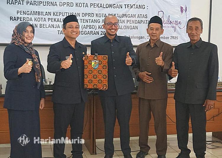 APBD Kota Pekalongan 2026 dipangkas Rp194 miliar akibat pemotongan TKD, Wali Kota Aaf memastikan pelayanan publik tetap menjadi prioritas.