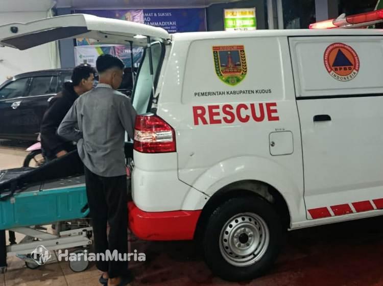 BPBD Kudus melakukan efisiensi anggaran dengan membatasi operasional mobil Damkar dan ambulans sesuai SOP.