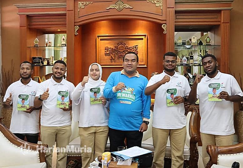 Bupati Blora Arief Rohman menyambut lima mahasiswa internasional dari PEM Akamigas Cepu dan memperkenalkan batik, kuliner, serta seni Barongan sebagai bagian dari diplomasi budaya Blora.