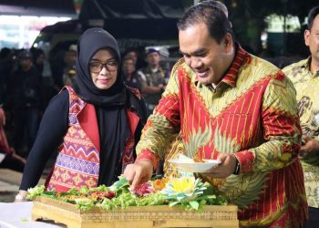 Tasyakuran Hari Jadi ke-276 Blora berlangsung khidmat di Alun-Alun Blora, diwarnai kebersamaan Forkopimda dan penggalangan donasi peduli bencana Sumatra.