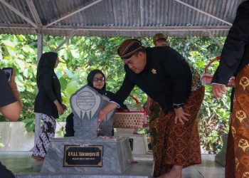 Menjelang Hari Jadi ke-276 Blora, Bupati Arief Rohman memimpin ziarah ke makam para leluhur dan bupati terdahulu, termasuk Sunan Pojok serta sejumlah bupati dari masa kolonial hingga era modern.