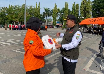 BNPB memberikan bantuan alat siaga bencana, logistik, hingga dana rehabilitasi jembatan senilai Rp17 miliar untuk Kabupaten Blora.