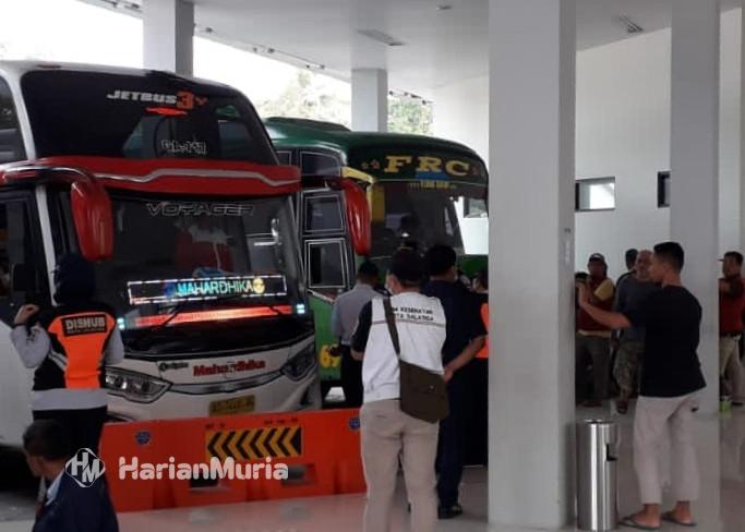 Tarif bus AKAP di Terminal Tingkir Salatiga naik 10–15 persen jelang libur Natal 2025 dan Tahun Baru 2026 (Nataru).