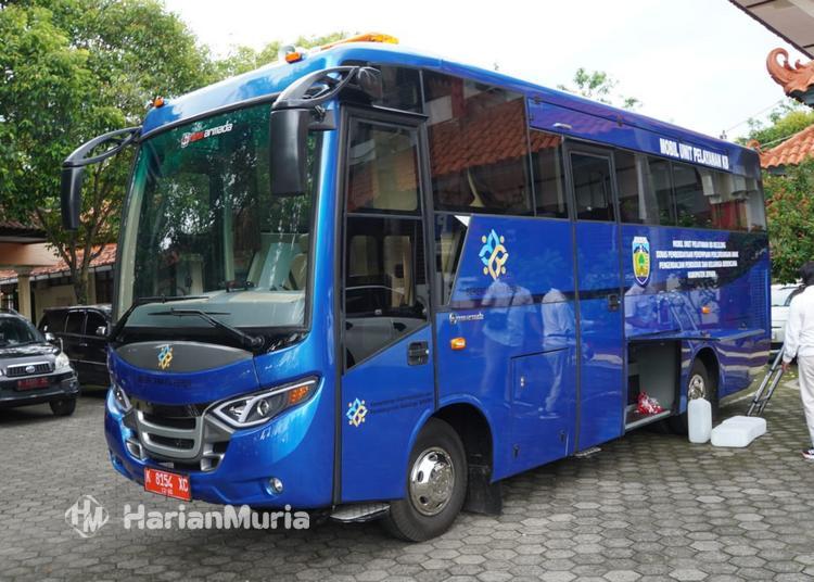 Bus KB Keliling Diluncurkan, Jepara Perluas Akses Pelayanan hingga Pelosok - Harianmuria Bus KB keliling dilengkapi fasilitas pelayanan kesehatan reproduksi yang komplet untuk memperluas akses layanan hingga ke pelosok desa.