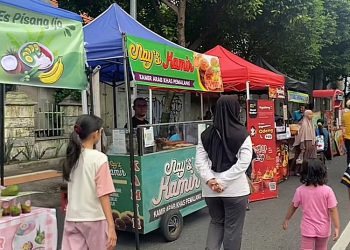 Rawan Getok Harga, Pedagang CFD Kudus Kini Wajib Pasang Daftar Harga Menu - Harianmuria Disdag Kudus mewajibkan seluruh pedagang CFD memasang daftar harga untuk mencegah praktik getok harga.