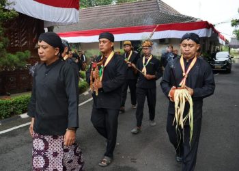 Rangkaian Hari Jadi ke-276 Blora menghadirkan jamasan pusaka, kirab pusaka, grebeg gunungan, hingga puncaknya konser Ari Lasso.
