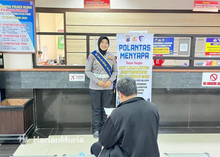 Realisasi pajak kendaraan di Samsat Blora tembus Rp67,69 miliar atau 98,42 persen dari target 2025.