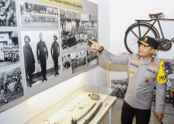 Kapolda Jateng Irjen Pol Ribut Hari Wibowo meresmikan Museum Polres Salatiga sebagai ruang edukasi sejarah Polri dan upaya memperkuat kepercayaan publik.