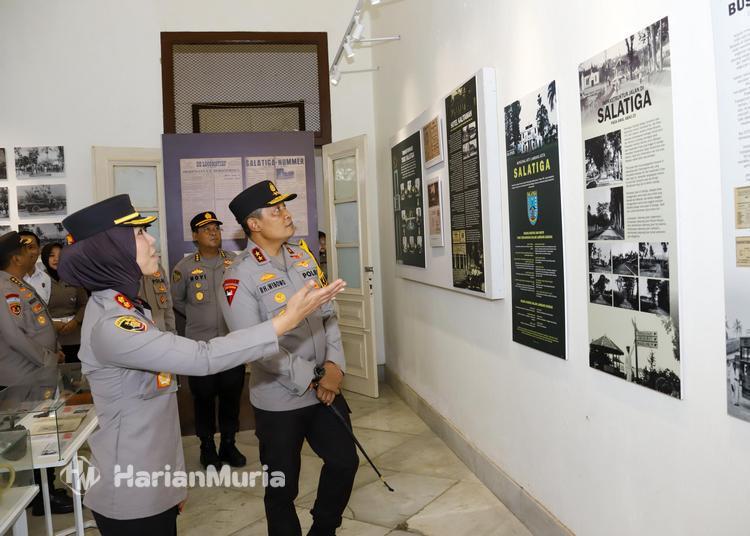 Kapolda Jateng Irjen Pol Ribut Hari Wibowo meresmikan Museum Polres Salatiga sebagai ruang edukasi sejarah Polri dan upaya memperkuat kepercayaan publik.