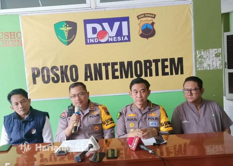 2 Sopir Bus Cahaya Trans Diamankan Polisi Usai Kecelakaan Maut di Tol Krapyak Semarang - Harianmuria Dua sopir bus Cahaya Trans diamankan polisi usai kecelakaan maut di Tol Krapyak Semarang yang menewaskan 16 orang.