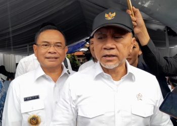 Menko Pangan Zulkifli Hasan menargetkan pembangunan 100 Kampung Nelayan Merah Putih di Jawa Tengah pada 2026 untuk memperkuat sektor perikanan dan ketahanan pangan.