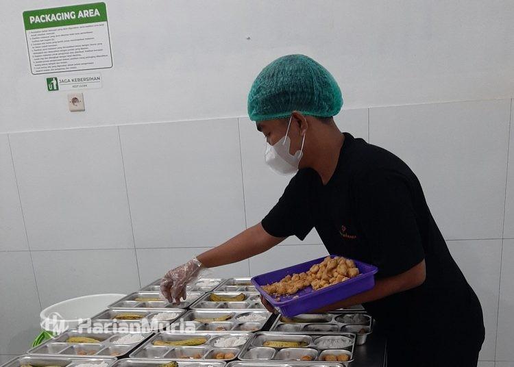 Wali Kota Pekalongan memastikan seluruh pekerja SPPG dalam Program MBG telah terlindungi BPJS Ketenagakerjaan.