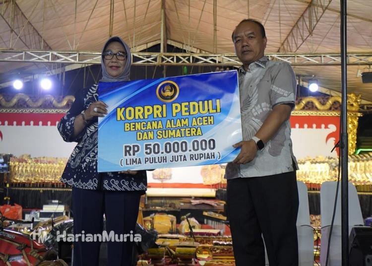 Tasyakuran Hari Jadi ke-276 Blora berlangsung khidmat di Alun-Alun Blora, diwarnai kebersamaan Forkopimda dan penggalangan donasi peduli bencana Sumatra.