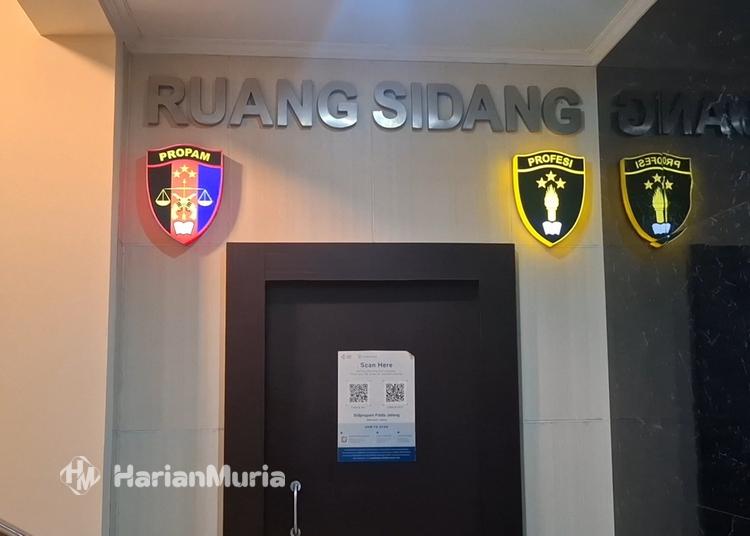 Sidang KKEP Polda Jawa Tengah menjatuhkan sanksi Pemberhentian Tidak Dengan Hormat (PTDH) kepada AKBP Basuki terkait kasus meninggalnya dosen Untag Semarang, Dwinanda Linchia Levi.