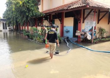 74 Sekolah di Kendal Terdampak Banjir, Sejumlah Sekolah Terapkan KBM Daring