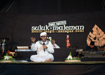 NgAllah Suluk Maleman: Menemukan Cahaya di Tengah Gelap Zaman
