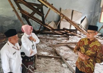 Ditinjau Kemendikdasmen, SMPN 1 Sambong Blora Masuk Prioritas Revitalisasi 2026 - Harianmuria Ditinjau Kemendikdasmen, SMPN 1 Sambong Blora Masuk Prioritas Revitalisasi 2026