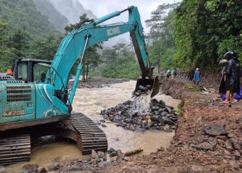 Penanganan Longsor di Desa Tempur Jepara, BPBD Jateng Kirim Bronjong dan Sandbag