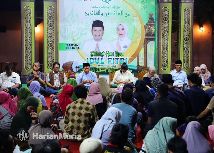 Bupati Kudus Dorong PKL Naik Kelas di HUT ke-13, Ingatkan Tak 'Nengkik' Harga saat Dandangan - Harianmuria Bupati Kudus Sam’ani Intakoris mendorong PKL naik kelas saat HUT ke-13 Paguyuban PKL Kudus dan mengingatkan agar tidak menaikkan harga berlebihan saat Dandangan.