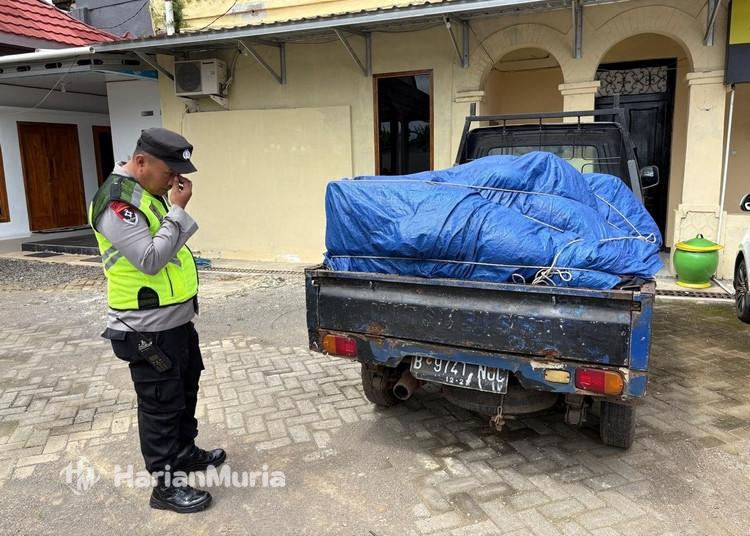 Mobil Ditarik Paksa Mata Elang, Warga Pekalongan Lapor Call Center 110 Polri - Harianmuria Mobil warga Pekalongan diduga ditarik paksa mata elang di Kedungwuni, korban melapor ke Call Center 110 Polri.