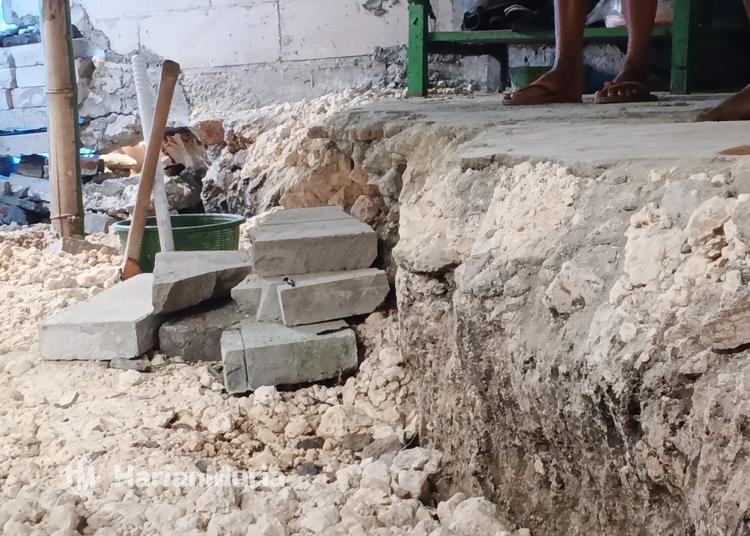 Tanah ambles di Desa Buluroto, Banjarejo, Blora makin parah, Pemdes siapkan lahan relokasi warga terdampak.