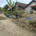 Belasan Tahun Rusak, Warga Nglebur Blora Swadaya Perbaiki Jalan 60 Meter - Harianmuria Belasan tahun rusak tanpa perbaikan, warga Desa Nglebur, Jiken, Blora swadaya memperbaiki jalan sepanjang 60 meter dengan dana patungan dan gotong royong.