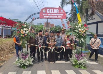 Bupati Tika Resmikan Hasil Pembangunan Kendal 2025 Senilai Rp97 Miliar - Harianmuria Bupati Tika Resmikan Hasil Pembangunan Kendal 2025 Senilai Rp97 Miliar