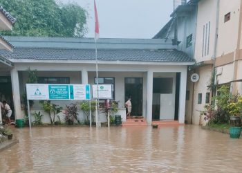 Sekolah Terendam Banjir, 5 SD di Kudus Terapkan KBM Daring