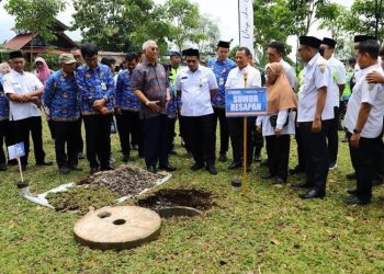 Wagub Jateng Tinjau Program Sumur Resapan di Gondosari Kudus