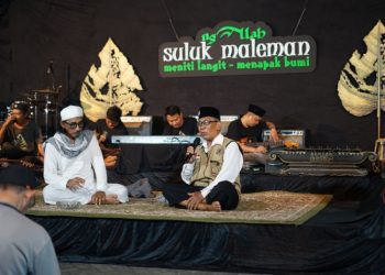 NgAllah Suluk Maleman: Sujud di Tengah Guncangan Zaman
