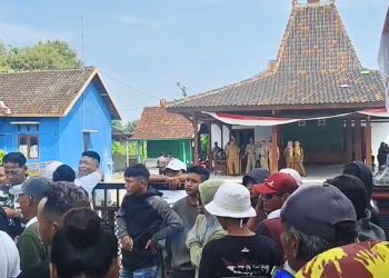 Demo Seleksi Perangkat Desa Sumber Rembang, Pemerintah Setuju Diatur Ulang
