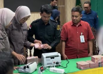 Kades Tlogosari Pati Jadi Tersangka Korupsi Dana Desa-Bankeu Rp805 Juta - Harianmuria Kades Tlogosari Pati Jadi Tersangka Korupsi Dana Desa-Bankeu Rp805 Juta