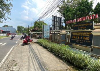 Disdikpora Kudus Akan Batasi Penggunaan Gadget bagi Siswa Sekolah, Begini Skemanya