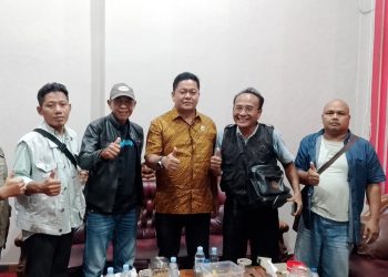 Ali Badrudin Redakan Emosi Warga soal Lambatnya Penanganan Jalan di Pati