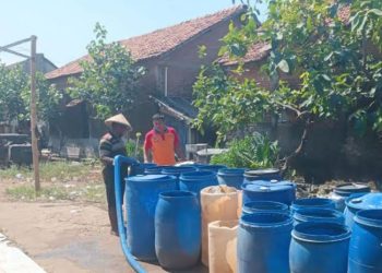 870 KK Kedungmalang Jepara Krisis Air Bersih Imbas Pasokan PDAM Berkurang