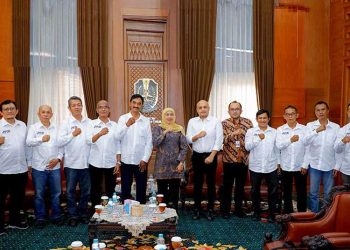 Gubernur Jatim Ajak JMSI Perkuat Sinergi Pengembangan Media Berkualitas - Harianmuria Gubernur Jatim Ajak JMSI Perkuat Sinergi Pengembangan Media Berkualitas