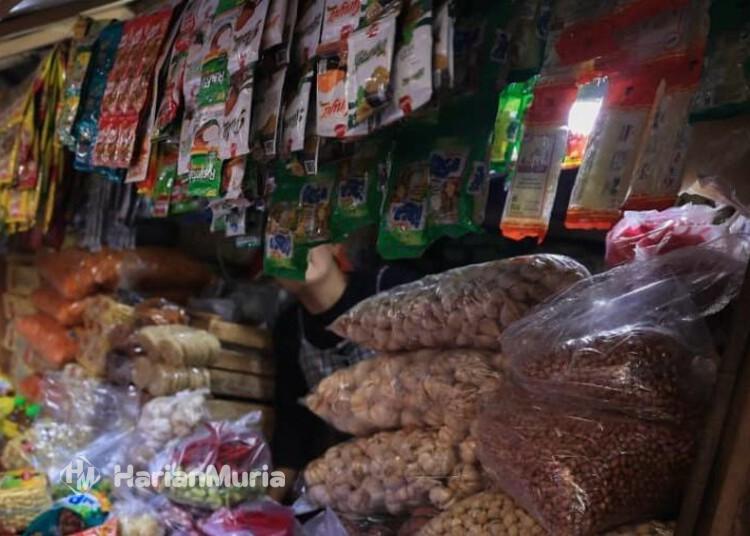 DPRD Jateng Minta Pemda Antisipasi Inflasi Imbas Kenaikan Harga BBM Pertamax - Harianmuria DPRD Jateng Minta Pemda Antisipasi Inflasi Imbas Kenaikan Harga BBM Pertamax | Harianmuria