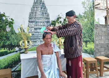 Sakral! Ruwatan Malam 1 Suro di Rembang Diikuti 35 Warga Lintas Daerah - Harianmuria Sakral! Ruwatan Malam 1 Suro di Rembang Diikuti 35 Warga Lintas Daerah