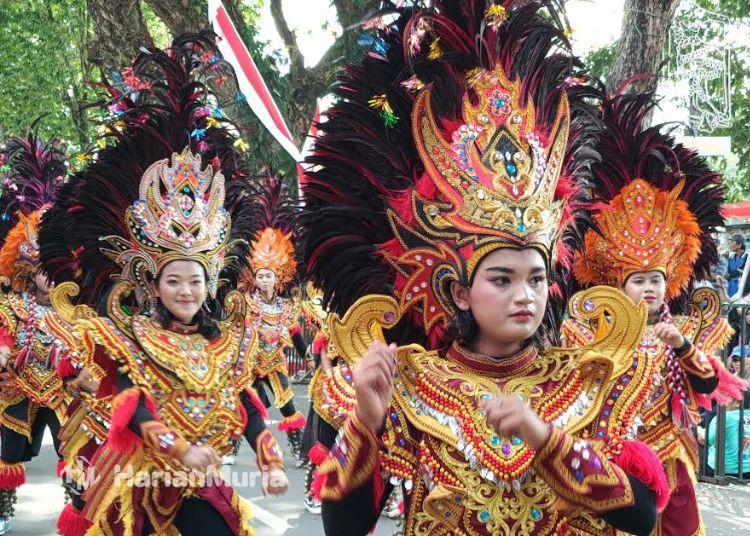 Efisiensi Anggaran, Karnaval HUT ke-81 RI di Grobogan Hanya Digelar Sehari - Harianmuria ILUSTRASI: Kemeriahan Karnaval HUT Ke-80 Tahun 2025 di Kabupaten Grobogan. (dok for Harianmuria.com)
