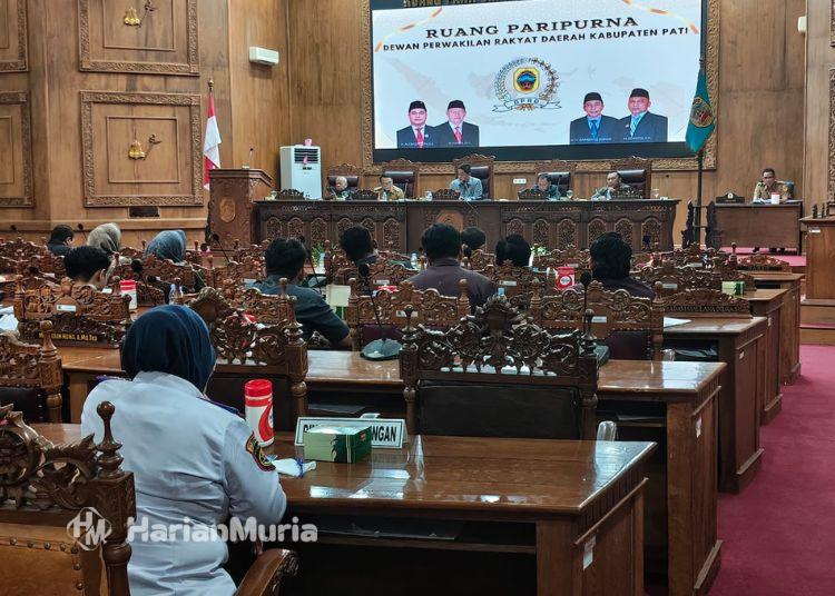Fraksi PKB DPRD Pati Dorong Pemkab Utamakan Kepentingan Rakyat saat Susun APBD - Harianmuria Suasana rapat di ruang paripurna DPRD Kabupaten Pati. (dok for Harianmuria.com)