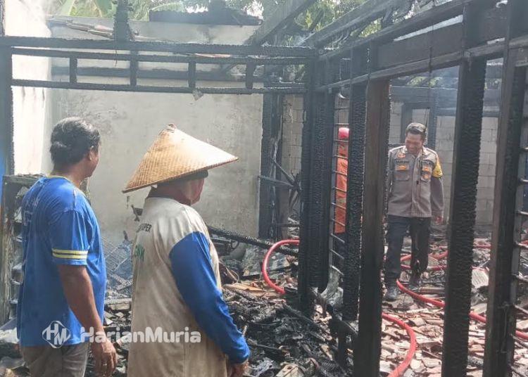 Rumah Limasan di Grobogan Terbakar, Kerugian Capai Rp250 Juta - Harianmuria TKP: Kondisi rumah milik Ratam (50), warga Desa Jangkungharjo, Kecamatan Brati, Kabupaten Grobogan usai terbakar pada Jumat, 31 Juli 2026. (dok for Harianmuria.com)