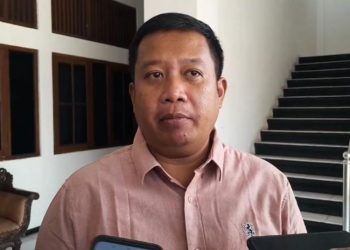 Soal Dugaan Pungutan Seragam Sekolah, DPRD Pati Minta Warga Lapor - Harianmuria Soal Dugaan Pungutan Seragam Sekolah, DPRD Pati Minta Warga Lapor