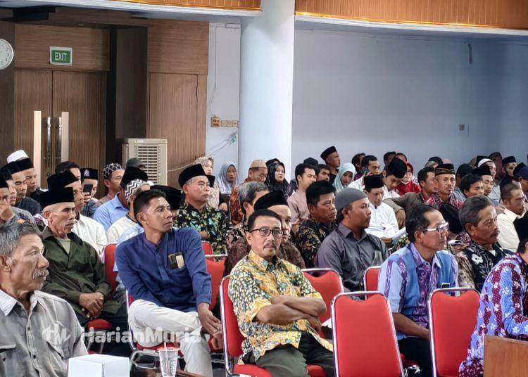 Pemkab Rembang Bakal Salurkan Dana Hibah Rp12,8 Miliar untuk 211 Penerima - Harianmuria Kegiatan Sosialisasi Calon Penerima Hibah di Aula Lantai 4 Sekretariat Daerah Rembang, Kamis, 30 Juli 2026. (Vicky Rio/Harianmuria.com)