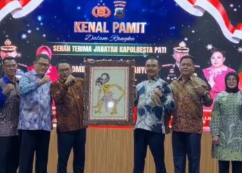 Ali Badrudin Harap Kapolresta Pati Baru Perkuat Sinergi dengan Pemerintah dan Masyarakat - Harianmuria Ali Badrudin Harap Kapolresta Pati Baru Perkuat Sinergi dengan Pemerintah dan Masyarakat