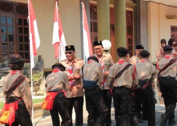 Bupati Harno Lepas Pramuka Rembang Ikut Jambore Nasional, Ingatkan Sportivitas - Harianmuria Bupati Harno Lepas Pramuka Rembang Ikut Jambore Nasional, Ingatkan Sportivitas