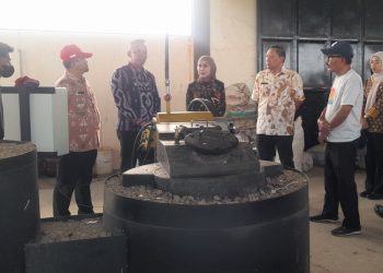 Bupati Kendal Siapkan Perbup Atur Pemasaran Bahan Bakar Petasol TPS3R Margorejo