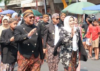 Karnaval Pembangunan Tutup Rangkaian Peringatan HUT ke-81 RI di Rembang